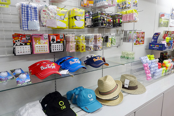 クラブハウス外観3